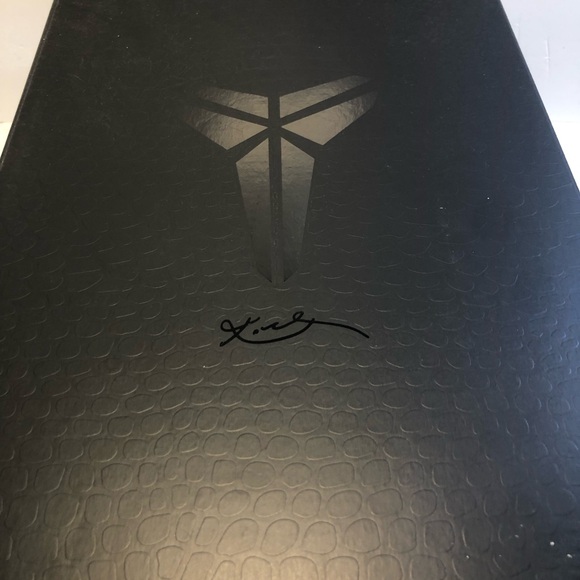 Kobe 4 Protro ‘Gift Of Mamba’ FQ3544-001 Size 8M 9.5W New in OG Box - Picture 3 of 16